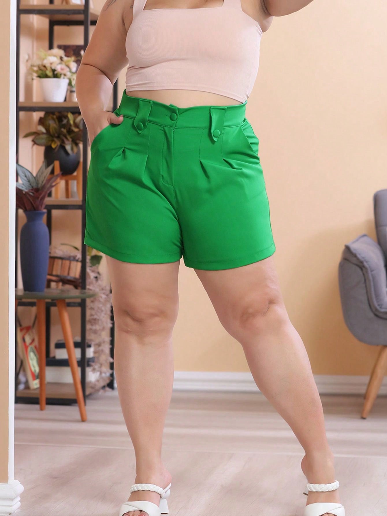 Short Feminino Alfaiataria Plus Size Élegance