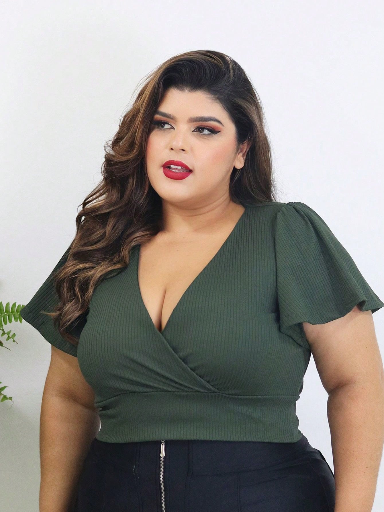 Cropped Manga Flare Canelado Moda Plus Size