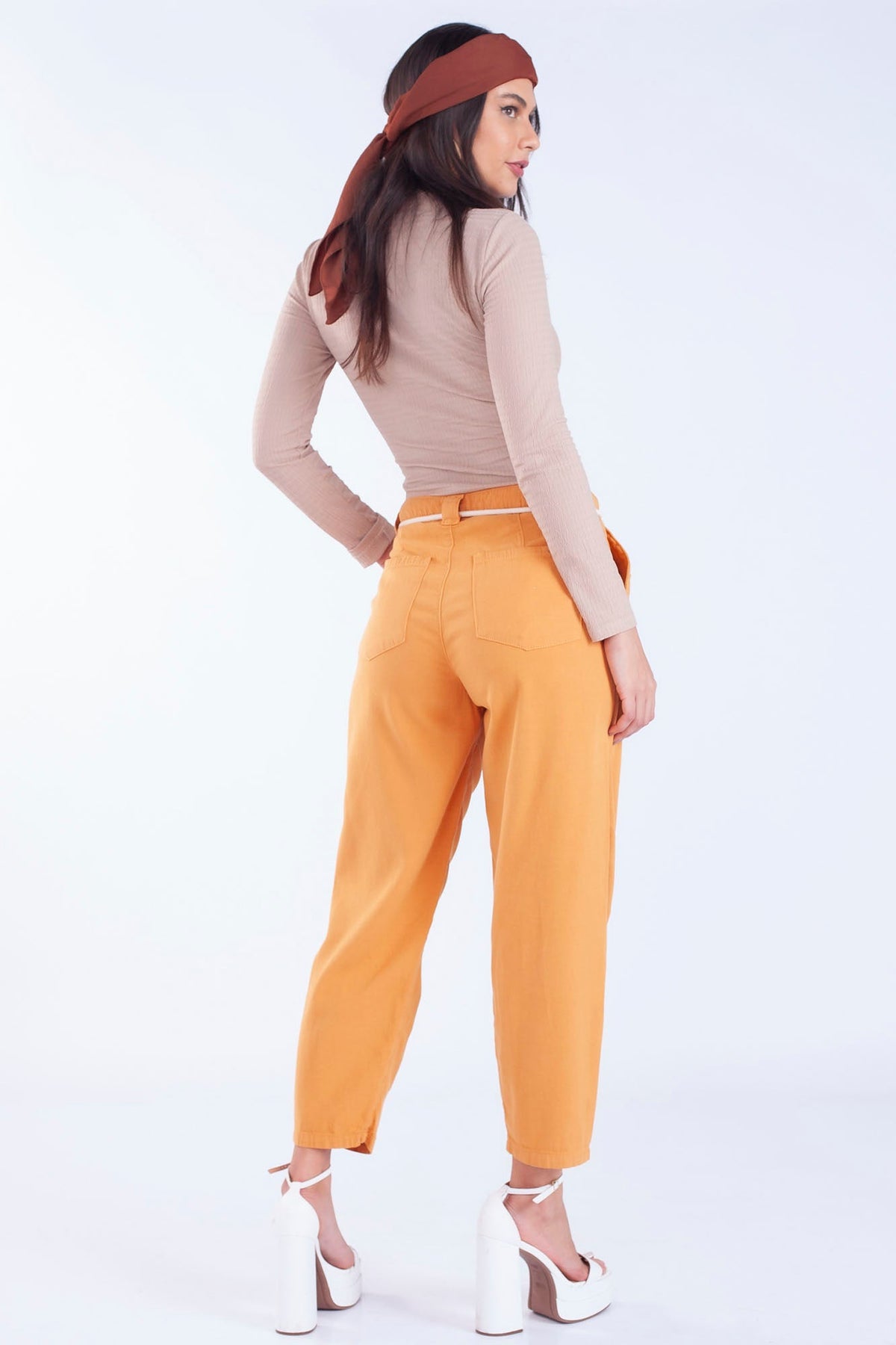 CALÇA SLOUCHY CÓS ALTO